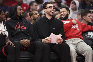 NBA篮网vs雄鹿_NBA篮网vs雄鹿无插件直播_NBA篮网vs雄鹿免费高清观看-